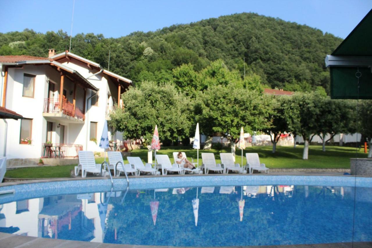 By The River Hotel Complex Balkanets  Exterior foto